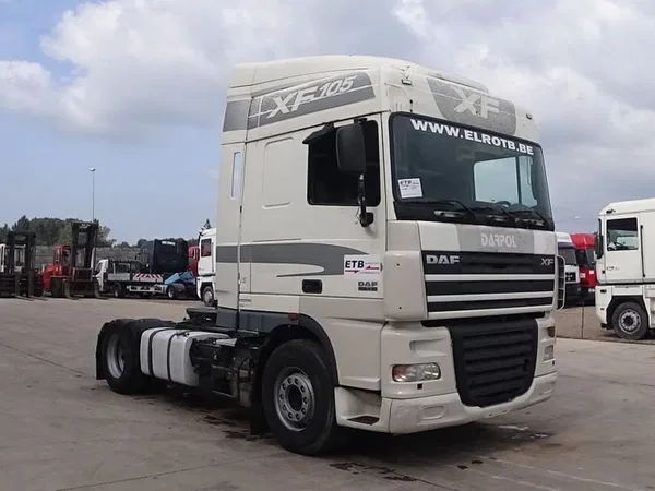 Седельный тягач DAF XF