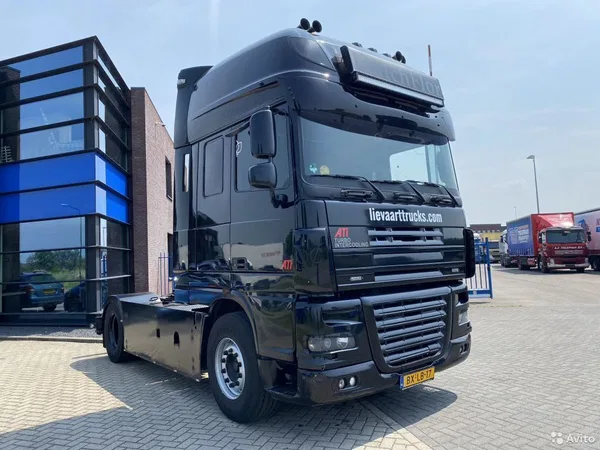 Седельный тягач DAF XF