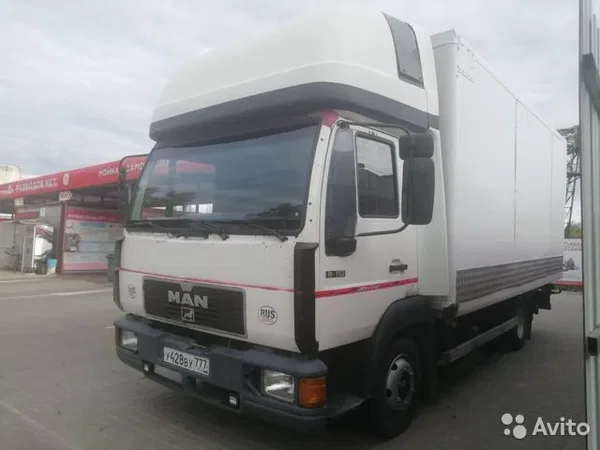 Грузовой фургон MAN 8.113