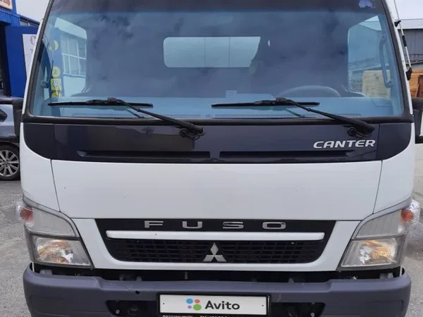 Промтоварный фургон Mitsubishi Fuso Canter TF