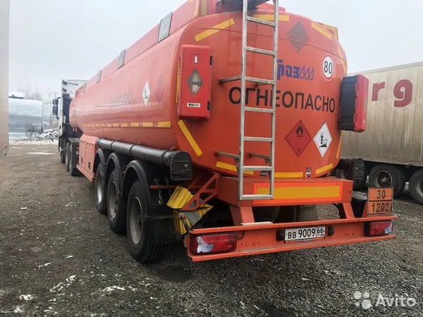 Полуприцеп бензовоз ГРАЗ 96226
