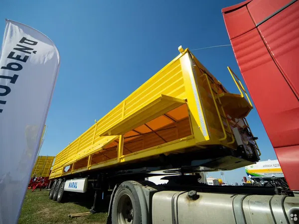 Полуприцеп зерновоз Maral Trailers 50 м3