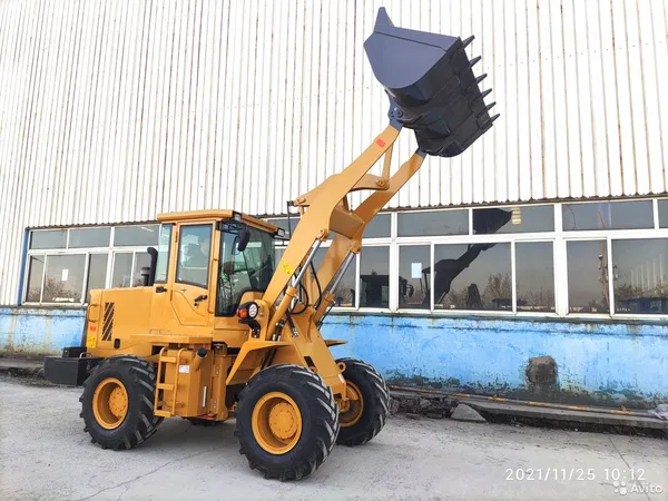 Фронтальный погрузчик MegaMax GL280