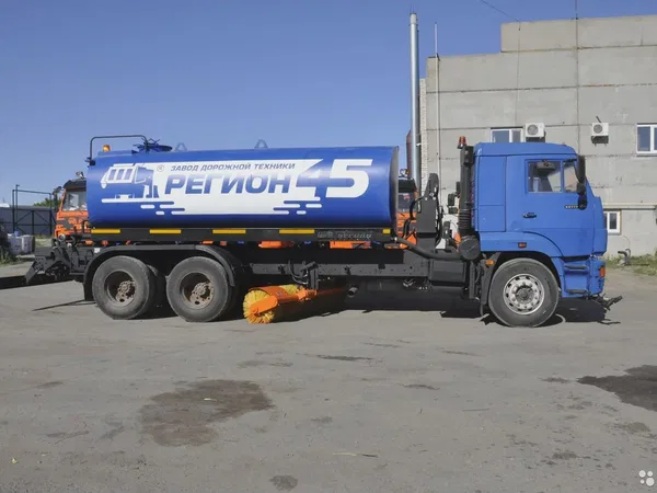 Поливомоечная машина КамАЗ 65115 (Завод дорожной техники «Регион 45»)
