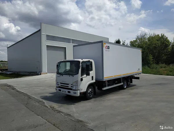 Изотермический фургон Isuzu NQR