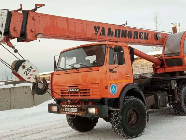Автокран Ульяновец МКТ-25.7 на шасси КамАЗ 43118