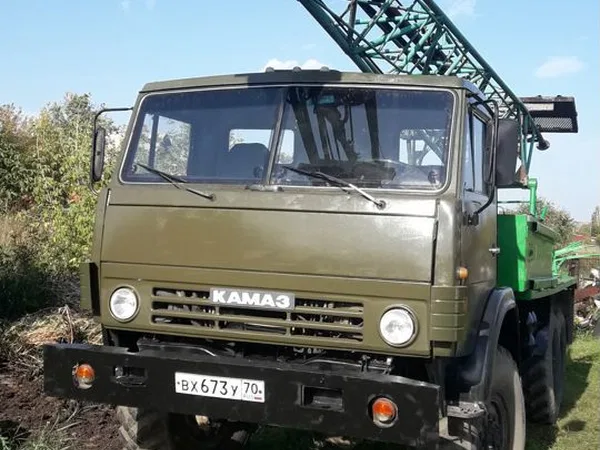 Мобильная буровая установка КамАЗ УРБ-2,5