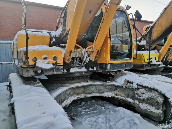 Гусеничный экскаватор Hyundai R 380LC-9SH