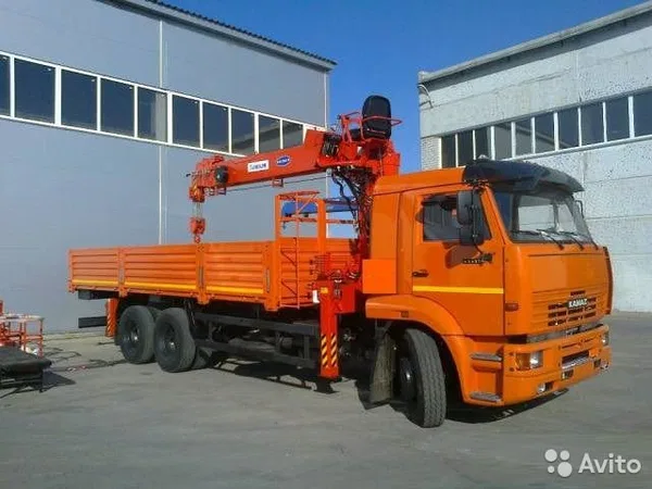 Бортовой грузовик с КМУ КамАЗ 65115