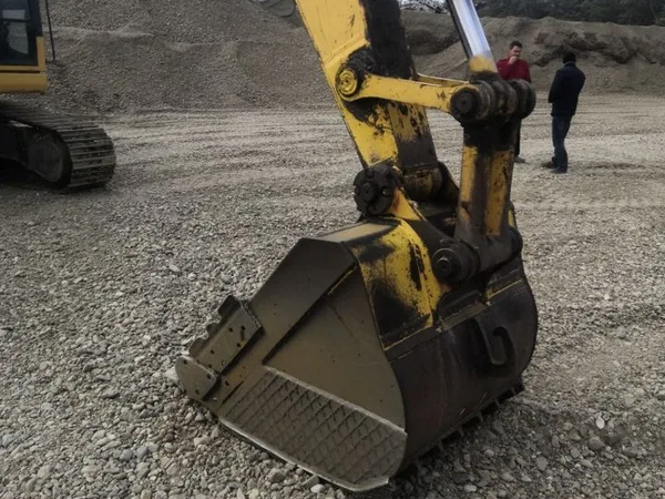 Гусеничный экскаватор Komatsu PC220LC-8 Super Long Front