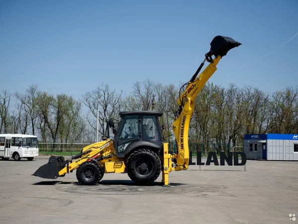 Экскаватор-погрузчик New Holland B80B