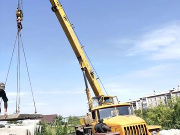 Автокран Ивановец 16 тн на шасси УРАЛ