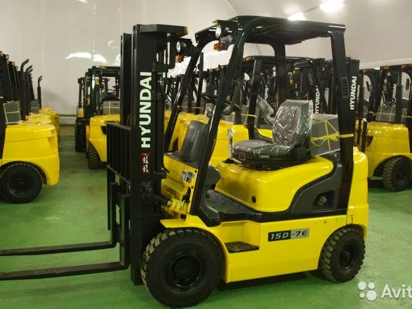 Вилочный погрузчик Hyundai 15D-7E