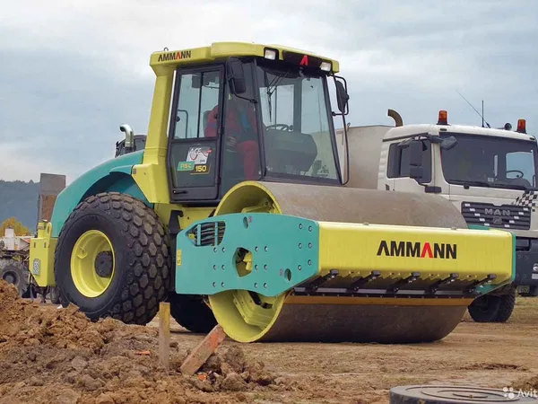 Грунтовый каток Ammann ASC 150D