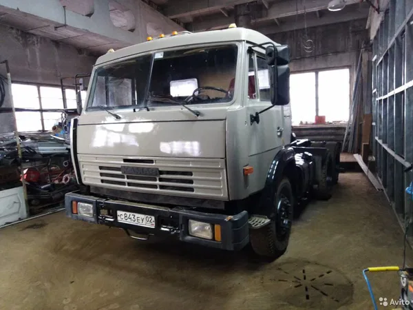 Седельный тягач КамАЗ 54115