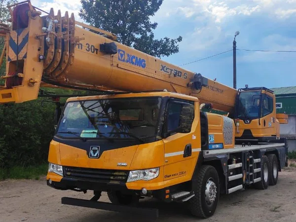Автокран XCMG XCT30 S