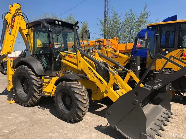 Экскаватор-погрузчик New Holland B100B