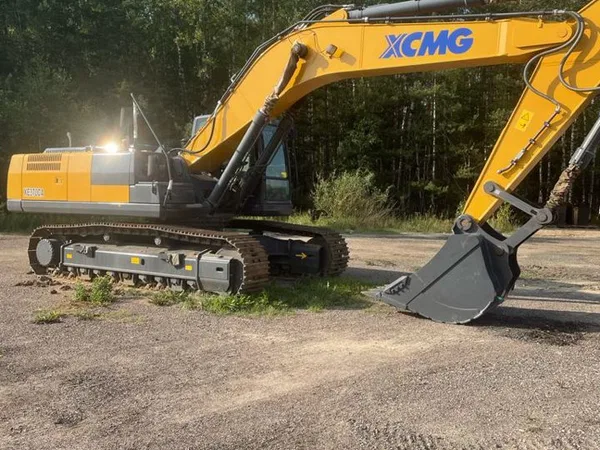 Гусеничный экскаватор XCMG XE370CA