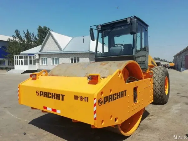Грунтовый каток Раскат RV-19-DT