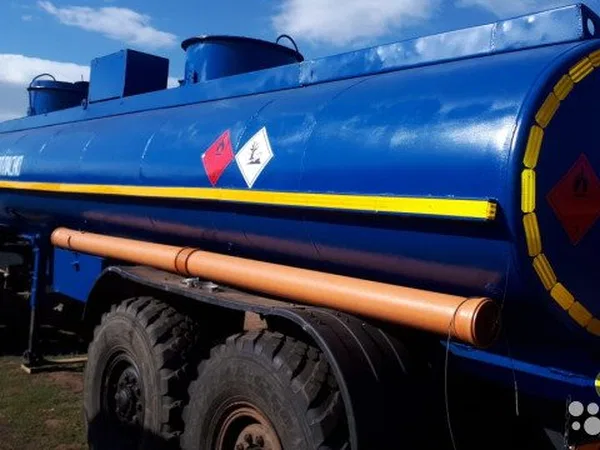 Полуприцеп бензовоз НефАЗ