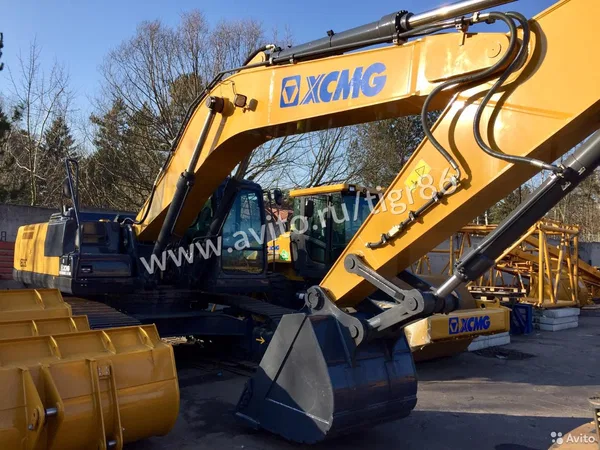 Гусеничный экскаватор XCMG XE335C