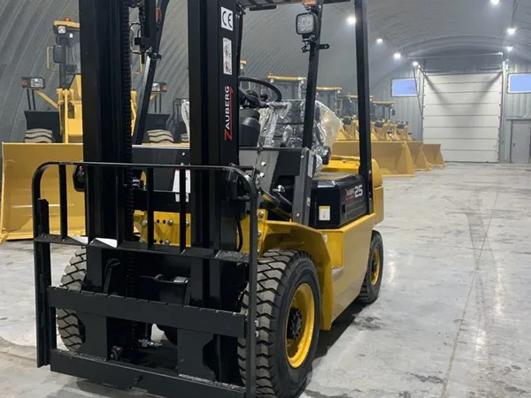 Вилочный погрузчик Zauberg CPCD25XC5C