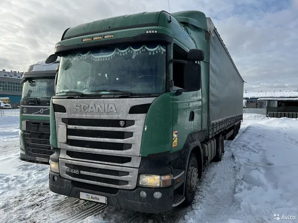 Седельный тягач Scania R440LA