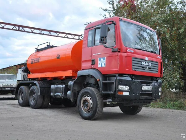 Автогудронатор ЗДТ «Регион 45» на шасси MAN