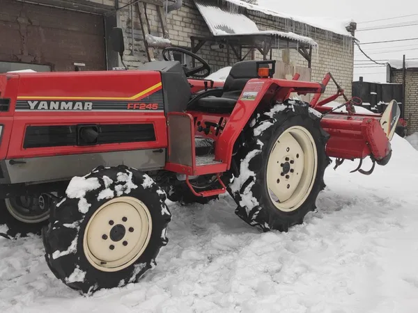 Мини-трактор Yanmar FF245D 4x4
