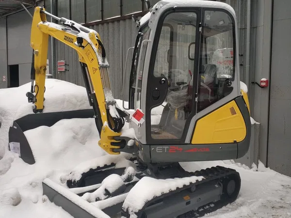 Мини-экскаватор Wacker Neuson ET24