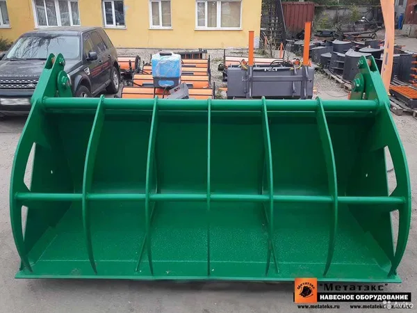 Ковшевой захват Метатэкс на телескопический погрузчик