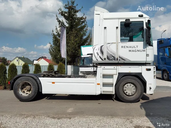 Седельный тягач Renault Magnum