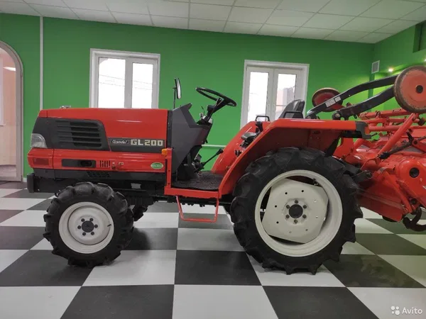 Мини-трактор Kubota GL-200