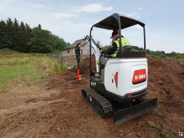 Мини-экскаватор Bobcat E17