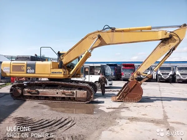 Гусеничный экскаватор Komatsu PC400-7