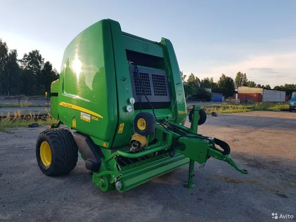 Пресс-подборщик John Deere 854 RotoFlow