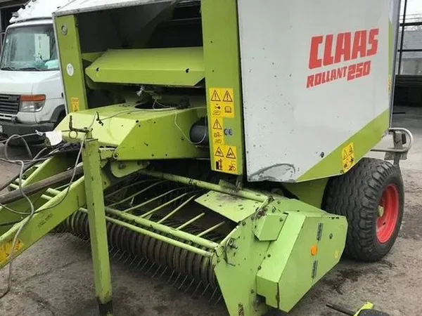 Пресс-подборщик Claas Rollant 250
