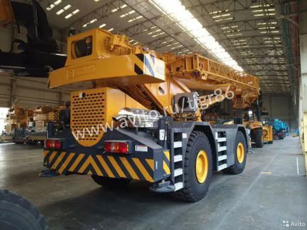 Самоходный кран XCMG RT55E