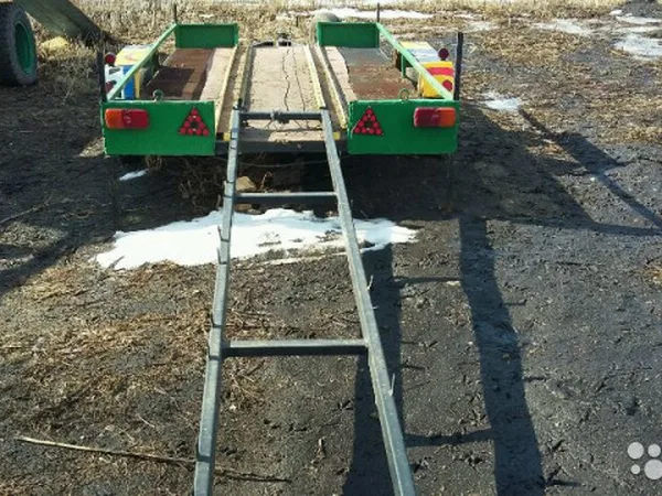 Прицеп пчеловоз