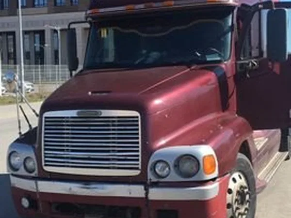 Седельный тягач Freightliner Century
