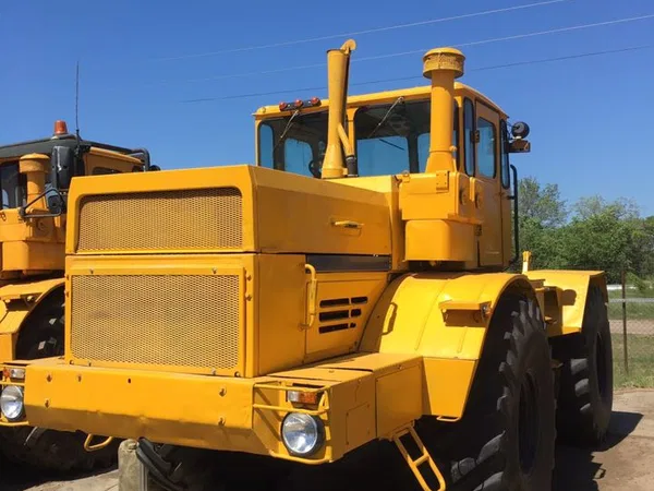Трактор Кировец К 700