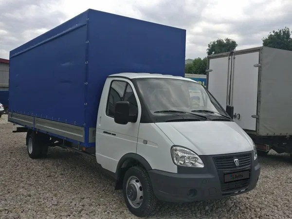 Тентованный автомобиль ГАЗ 3302 ГАЗель