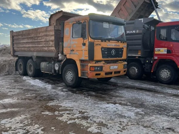 Самосвал SHACMAN (Shaanxi) F2000