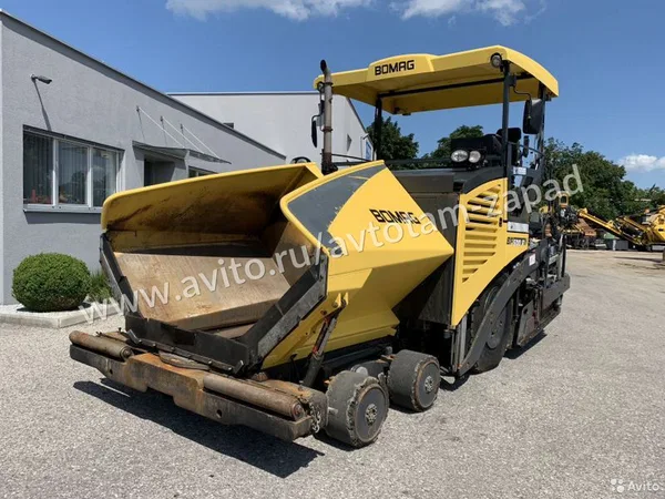 Асфальтоукладчик Bomag F 600 P