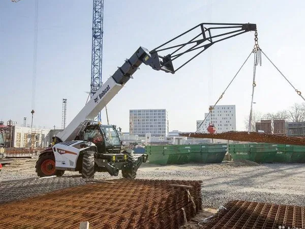 Телескопический погрузчик Bobcat TR40.180