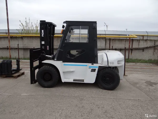 Вилочный погрузчик TCM FD70Z8