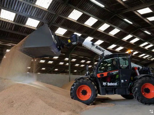 Телескопический погрузчик Bobcat TL43.80 Agri