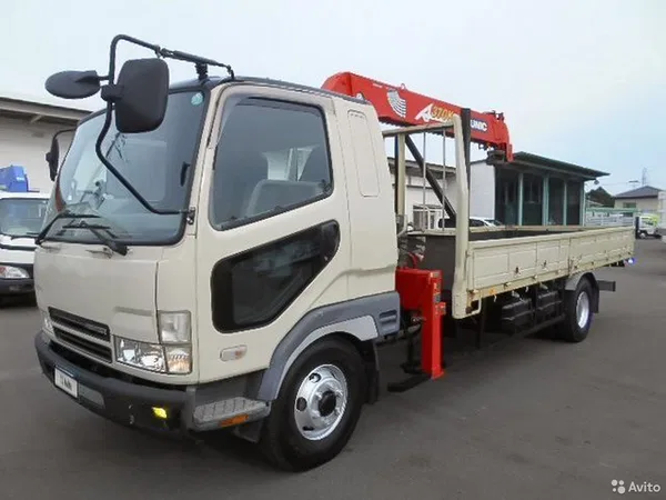 Бортовой грузовик с КМУ Mitsubishi Fuso Fighter