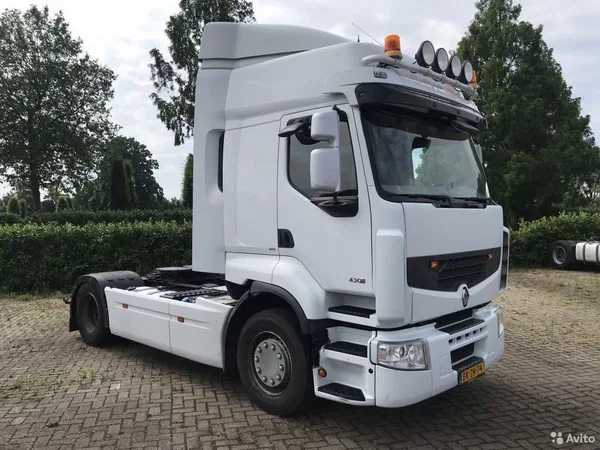 Седельный тягач Renault Premium
