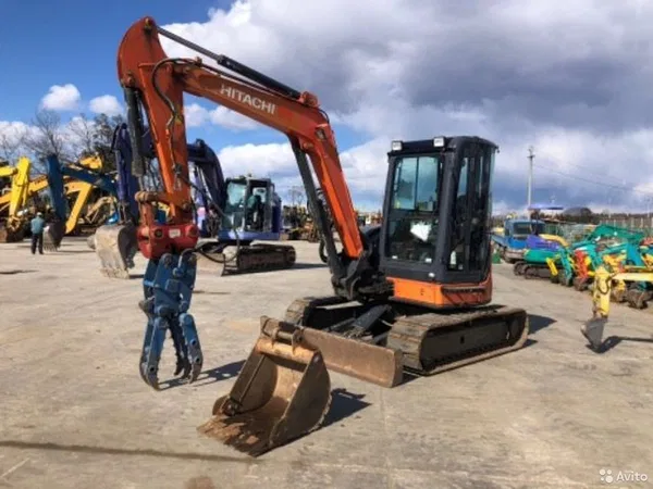 Мини-экскаватор Hitachi ZX50U-3